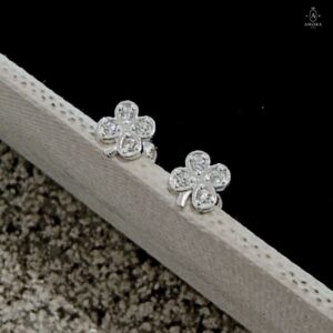 Mua Bông Tai Bạc Nguyên Chất Ở Đâu Uy Tín? Amora Jewelry trao chọn niềm tin